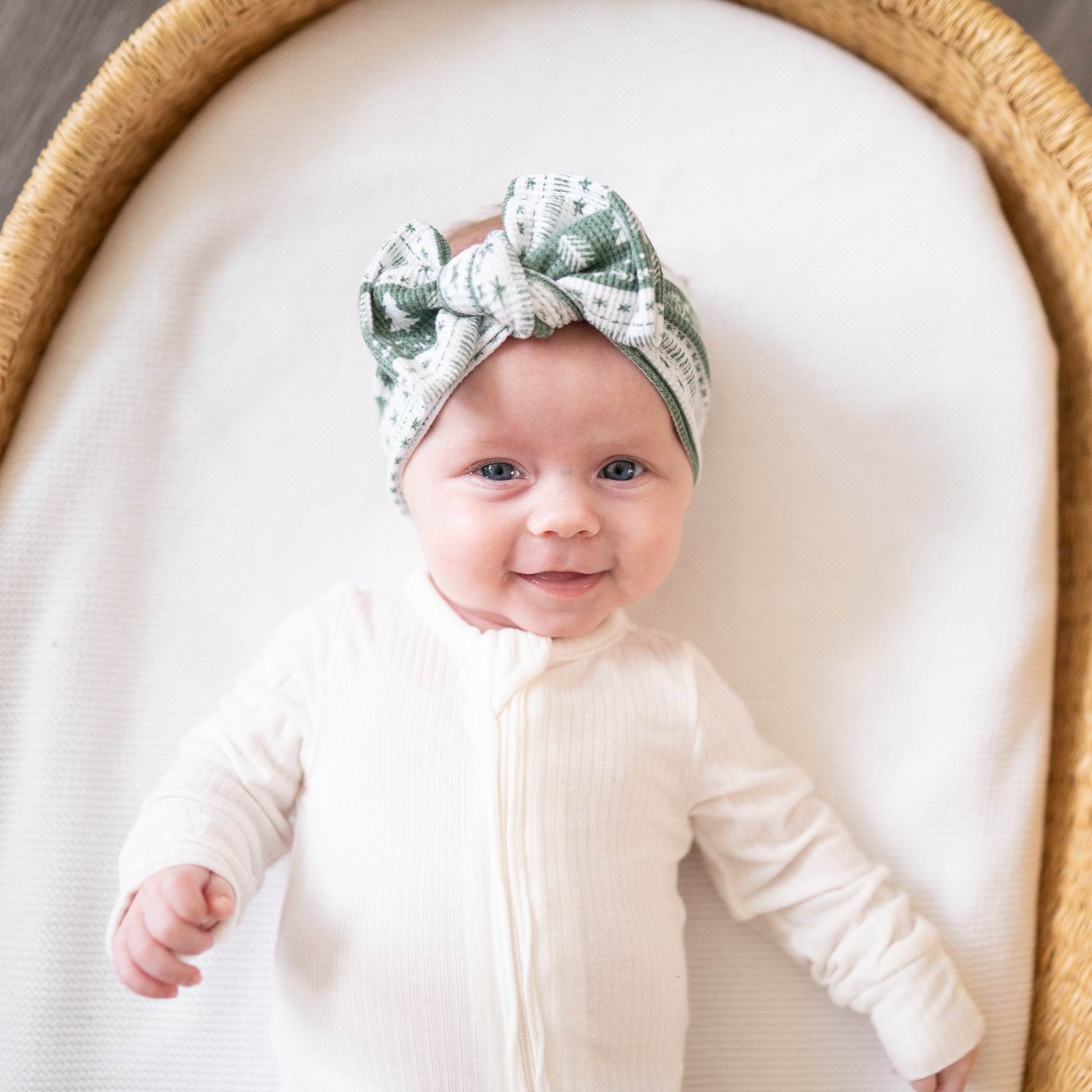 📸 Pictured: Green Fair Isle Waffle Top Knot, Newborn Size