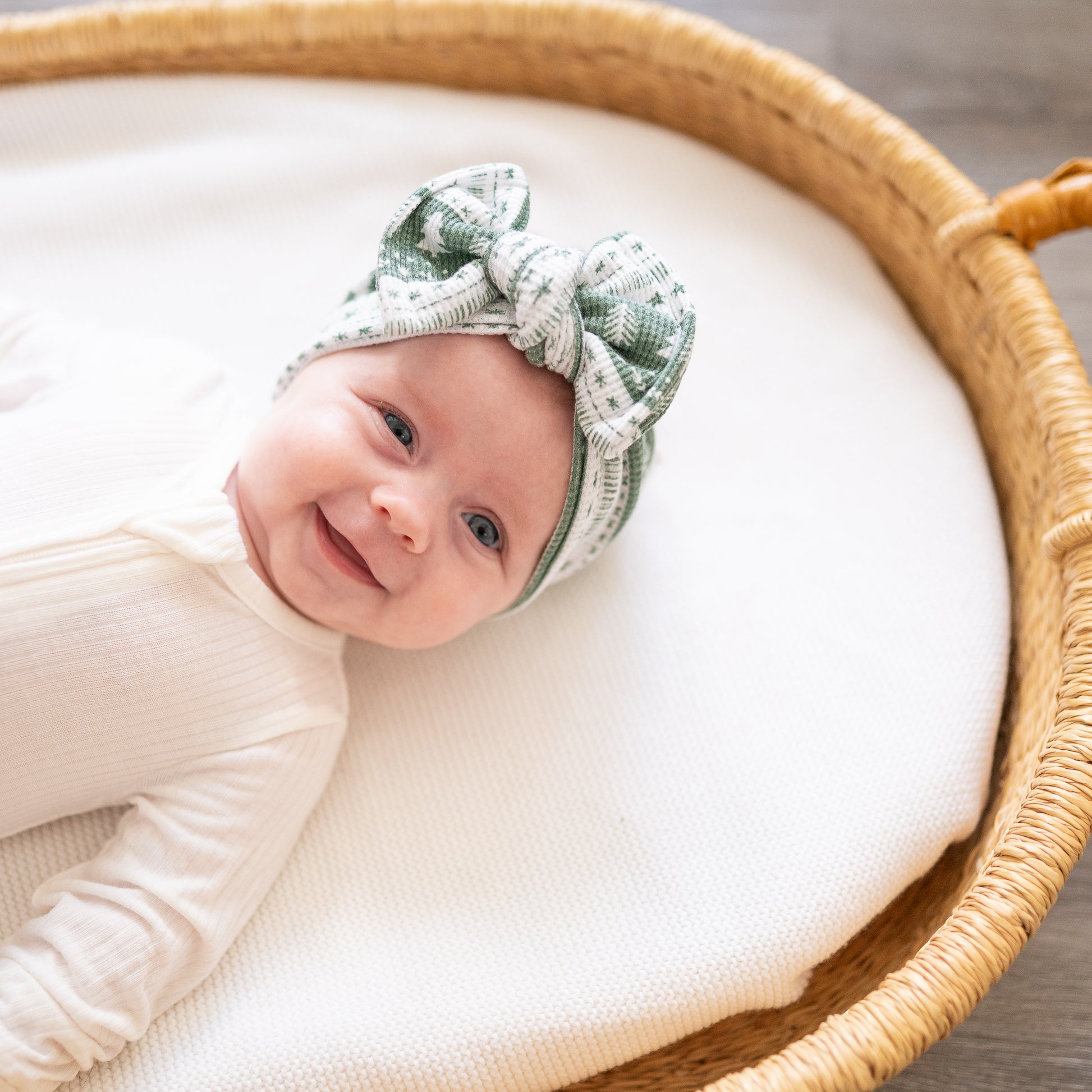 📸 Pictured: Green Fair Isle Waffle Top Knot, Newborn Size