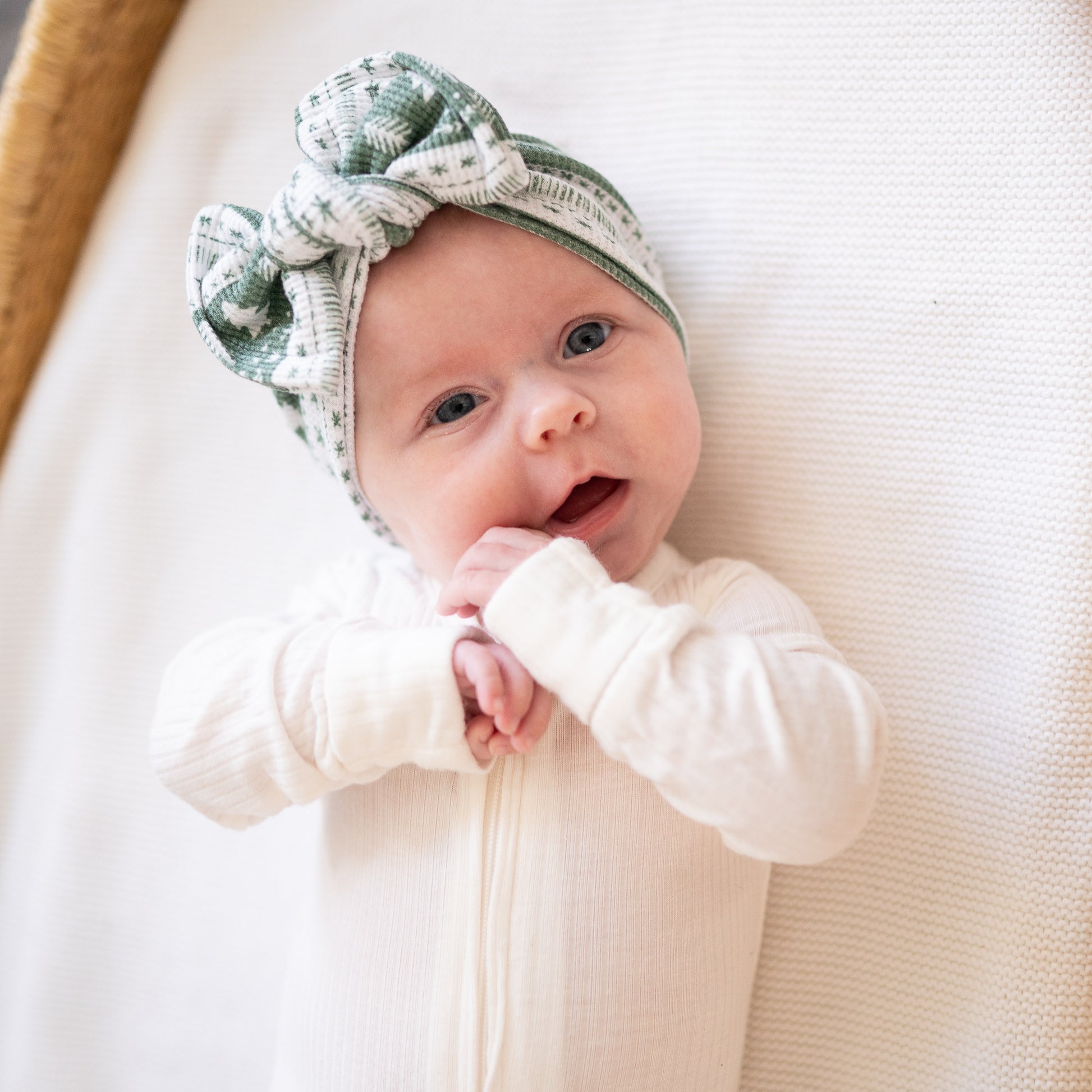 📸 Pictured: Green Fair Isle Waffle Top Knot, Newborn Size