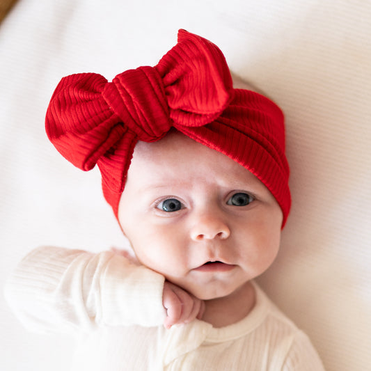 📸 Pictured: Red Ribbed Oversized Bow, Newborn Size