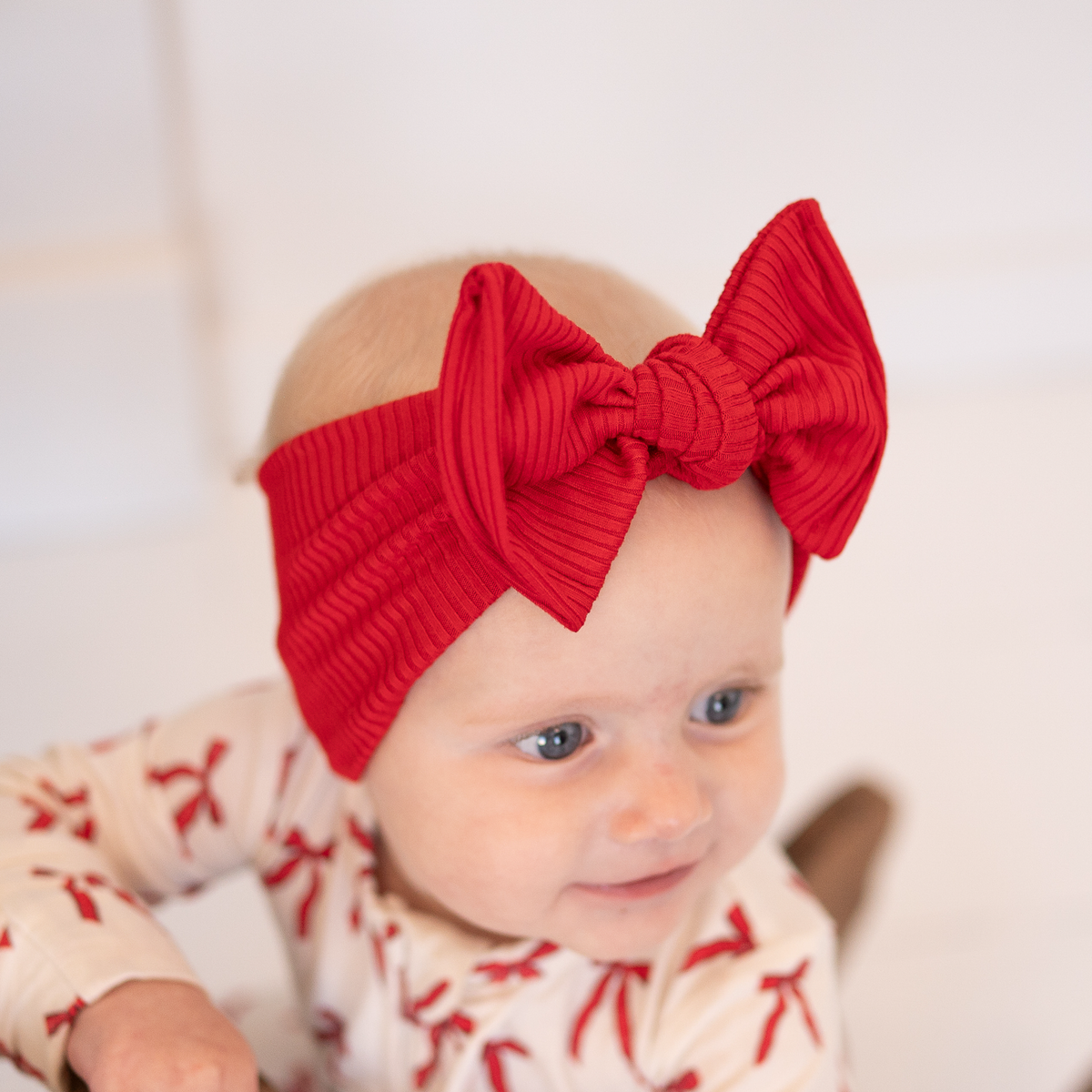 Freebie Friday | Red Ribbed Headband