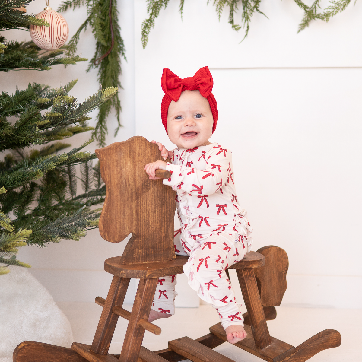 Freebie Friday | Red Ribbed Headband
